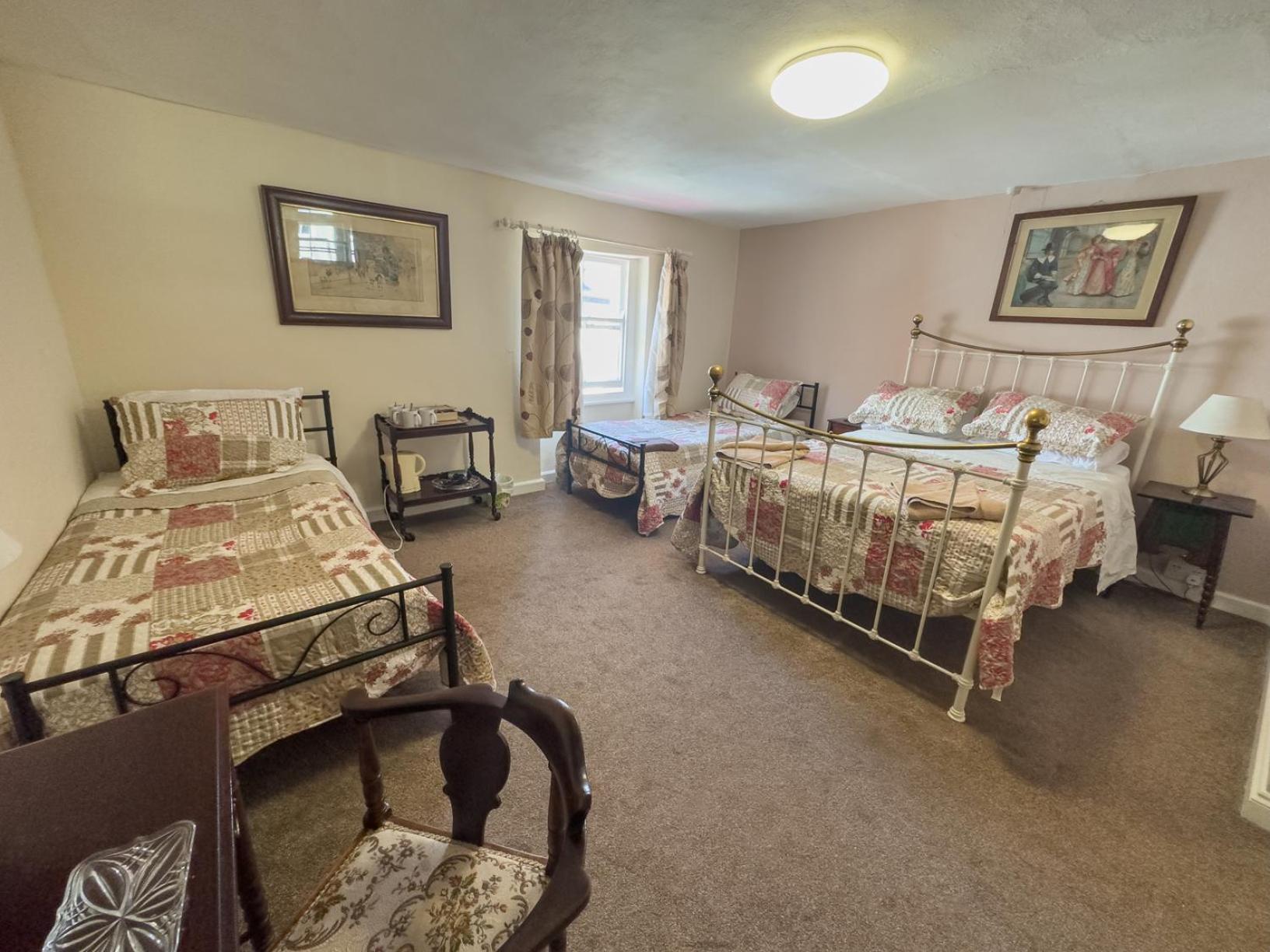 The Vintage Inn Уелингтън Екстериор снимка