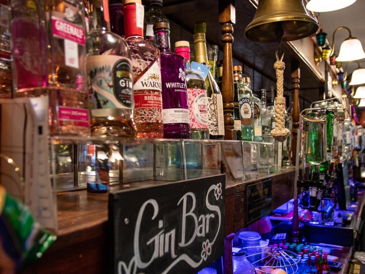 The Vintage Inn Уелингтън Екстериор снимка